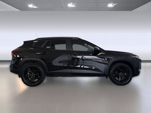 Used 2025 Chevrolet Trax ACTIV w/ Driver Confidence Package FWD image 8