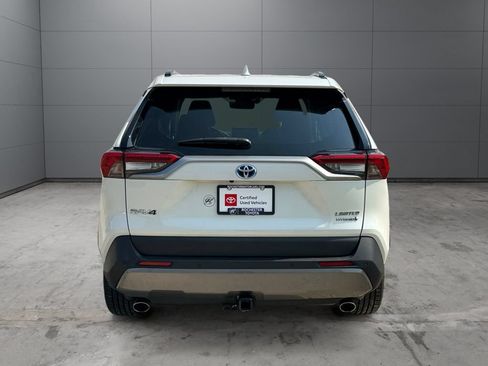 Used 2021 Toyota RAV4 Limited AWD/4WD image 4