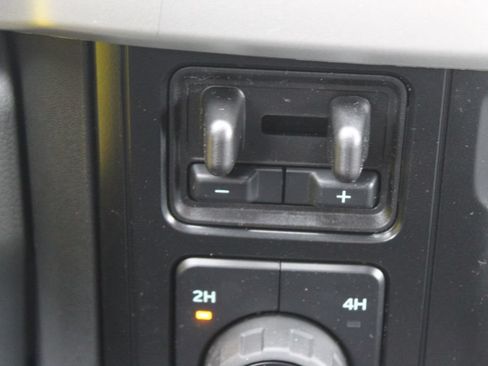 New 2026 Ford F350 XLT AWD/4WD image 32