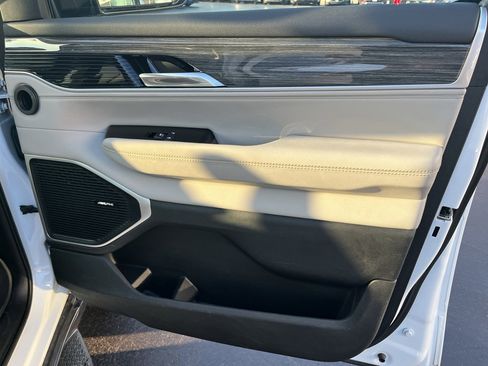 Used 2022 Jeep Wagoneer Series III w/ Convenience Group I image 38