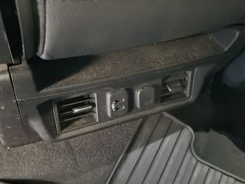 Used 2020 GMC Sierra 1500 SLE w/ SLE Convenience Package image 24