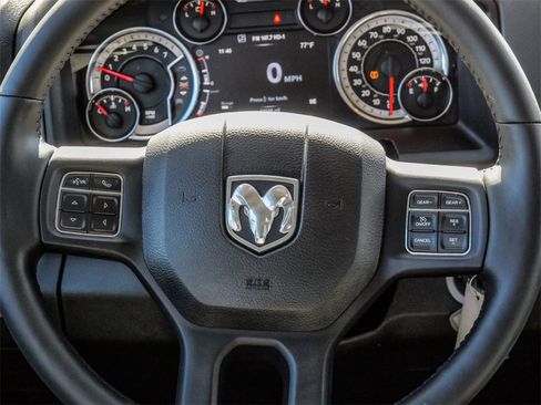 Used 2018 RAM 1500 Big Horn image 26