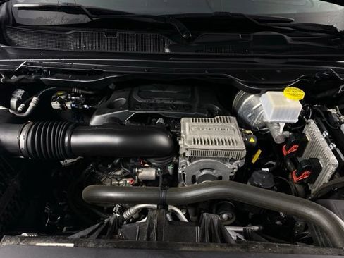 Used 2022 RAM 1500 Laramie AWD/4WD image 14