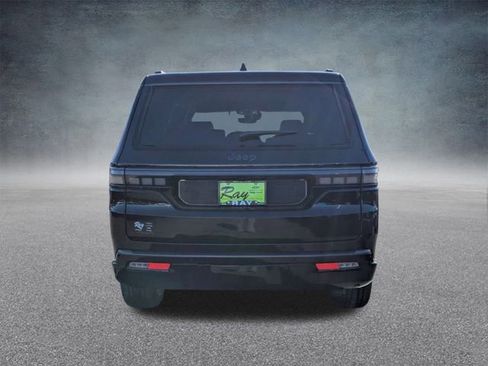 New 2026 Jeep Grand Wagoneer Summit w/ Premium Group III AWD/4WD image 37