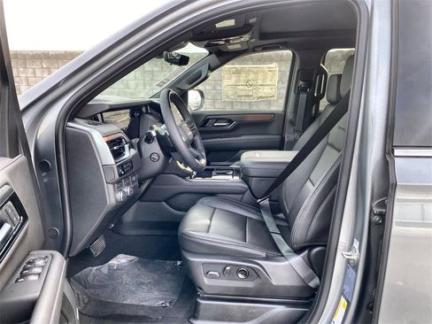 New 2026 GMC Yukon XL Denali w/ Advanced Technology Package image 31