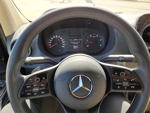Used 2020 Mercedes-Benz Sprinter 3500 image 28