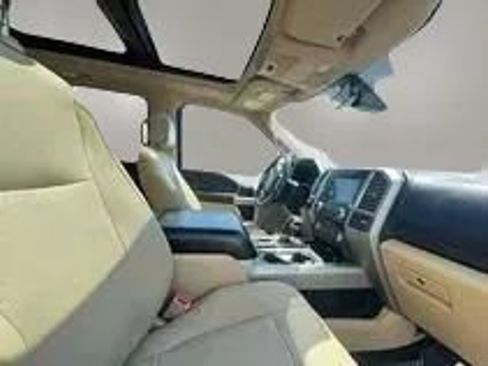 Used 2015 Ford F150 Lariat w/ Equipment Group 502A Luxury AWD/4WD image 3