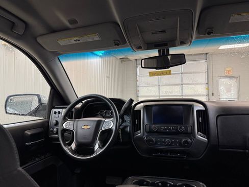 Used 2018 Chevrolet Silverado 1500 LT w/ True North Edition AWD/4WD image 19