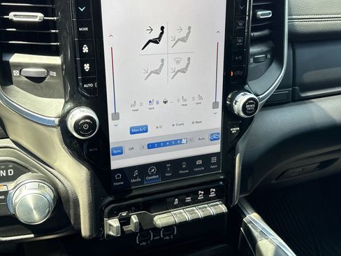 Used 2024 RAM 2500 Laramie image 29