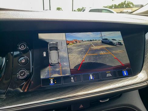 Used 2022 Buick Envision Essence w/ Technology Package I image 18