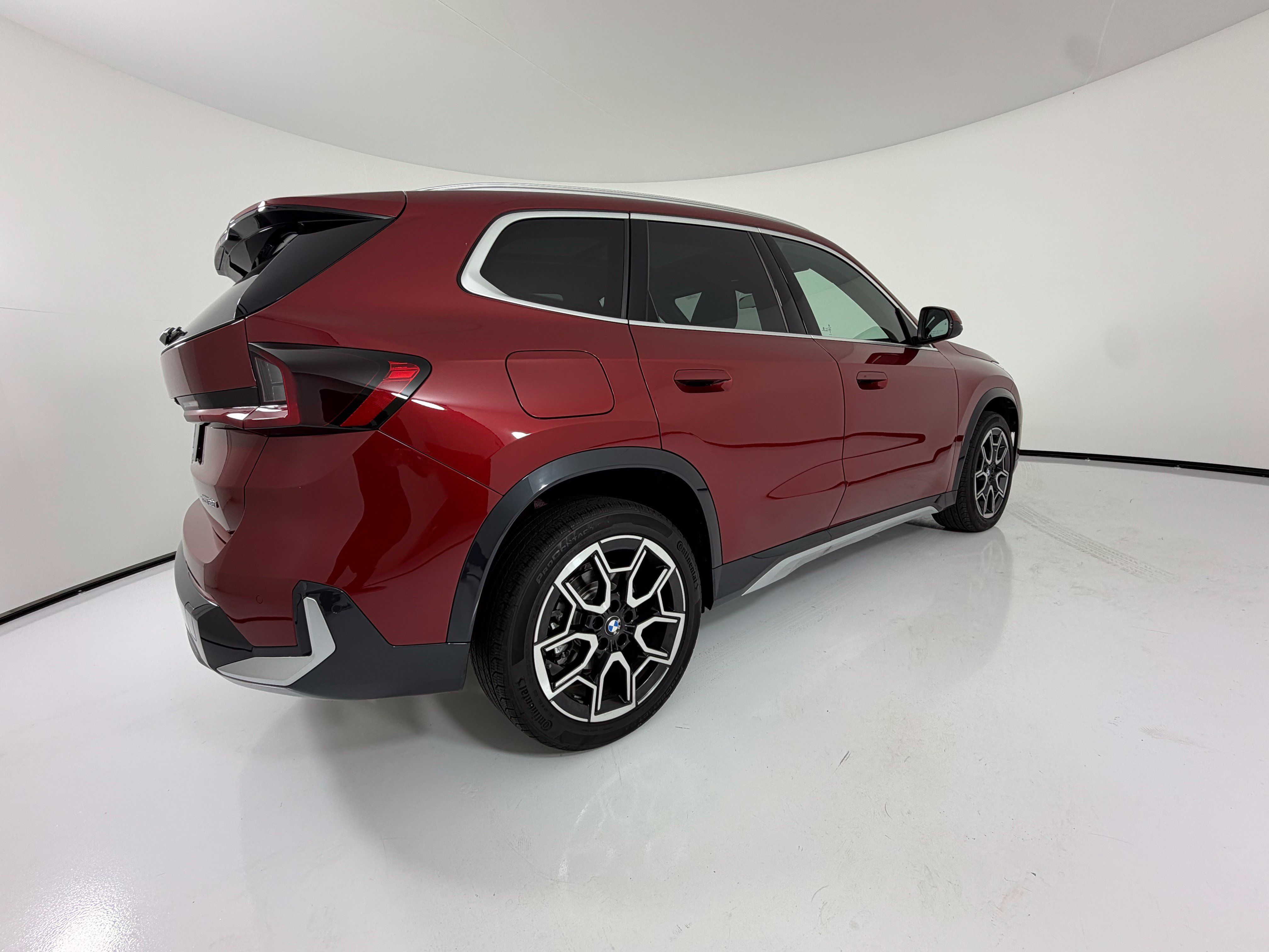 Used 2026 BMW X1 xDrive28i AWD/4WD image 10