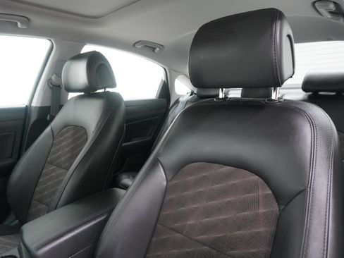 Used 2016 Hyundai Sonata Sport w/ Option Group 03 FWD image 11