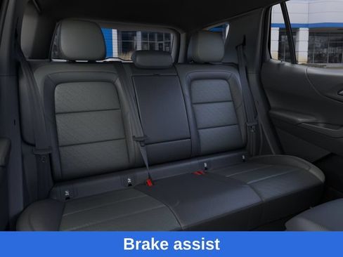 New 2027 Chevrolet Equinox LT w/ Convenience Package II FWD image 18