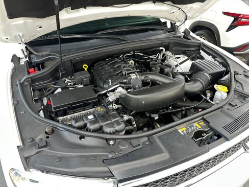 Used 2022 Dodge Durango SXT AWD/4WD image 30