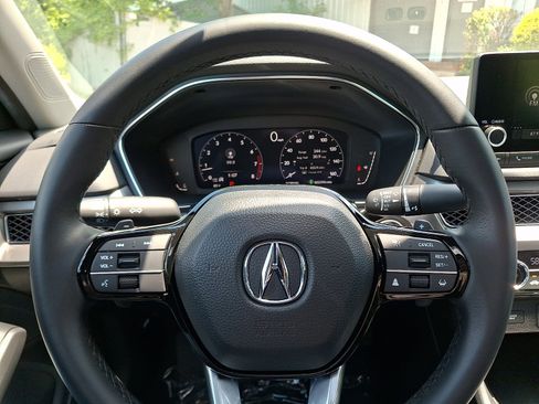 Used 2025 Acura Integra FWD image 19