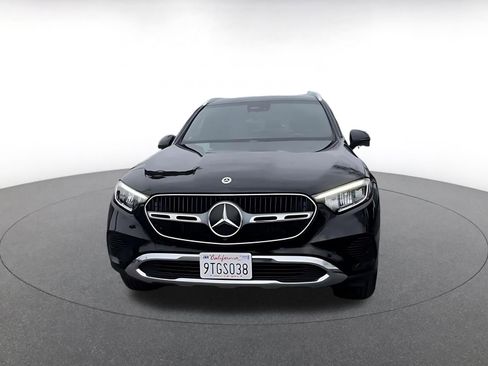 Used 2024 Mercedes-Benz GLC 300 4MATIC image 4