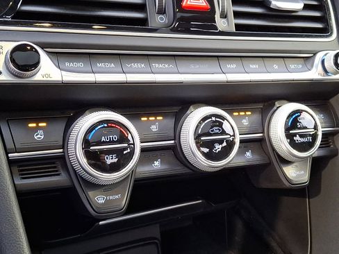 Used 2019 Genesis G70 2.0T Advanced w/ Elite Package image 23