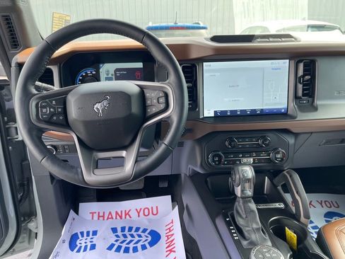 Used 2024 Ford Bronco Outer Banks AWD/4WD image 14