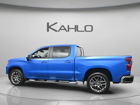 Used 2025 Chevrolet Silverado 1500 LT w/ Safety Package AWD/4WD image 7
