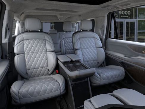 New 2025 Lincoln Navigator L Black Label image 11