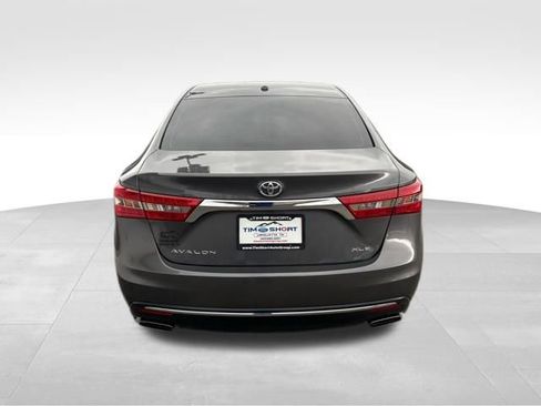 Used 2018 Toyota Avalon XLE Premium image 10