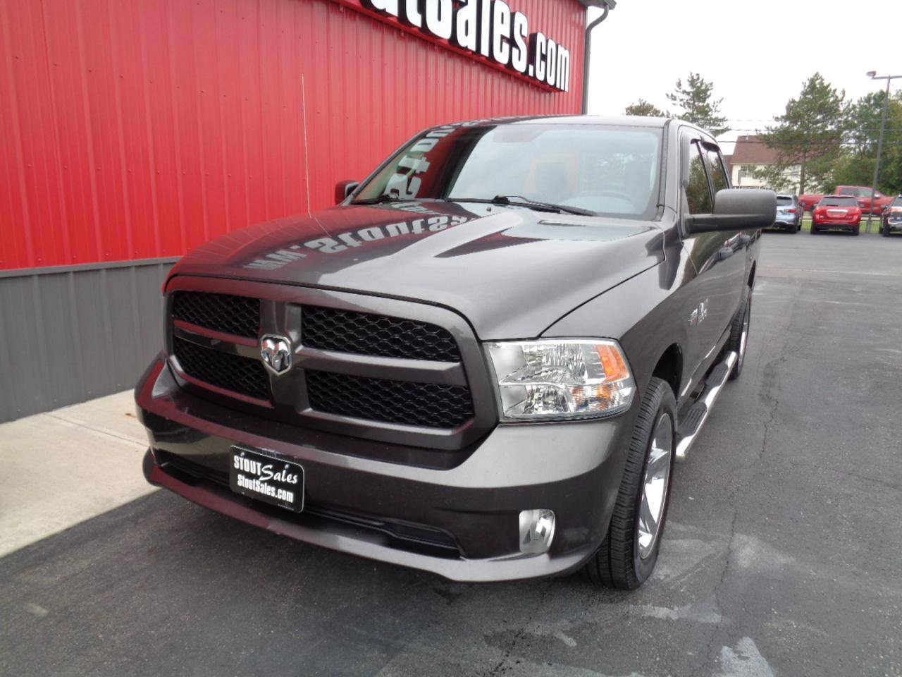 Used 2014 RAM 1500 Express AWD/4WD image 1