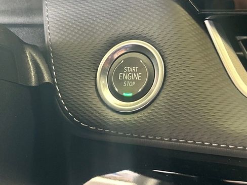 Used 2025 Chevrolet Equinox LT image 41