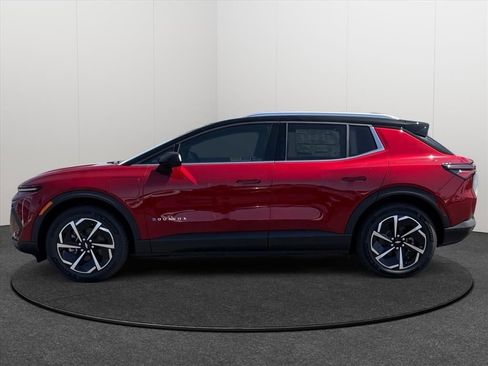 New 2026 Chevrolet Equinox EV LT AWD/4WD image 2