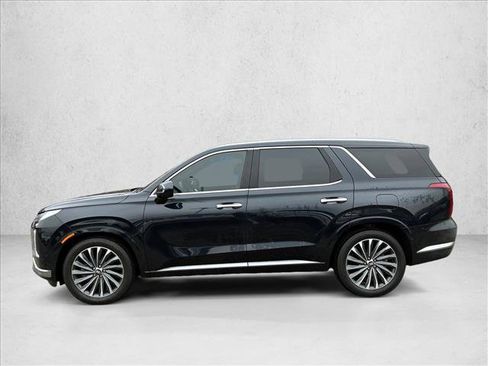 Used 2024 Hyundai Palisade Calligraphy image 8