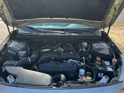 Used 2016 Subaru Outback 2.5i Limited image 12