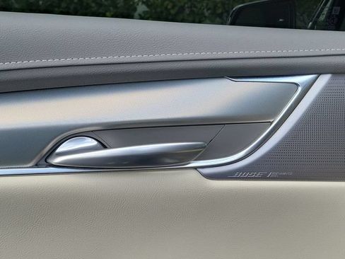 Certified 2024 Cadillac XT5 Premium Luxury FWD image 17