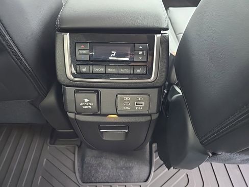 New 2025 Subaru Ascent Touring w/ Popular Package #2 image 16