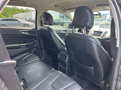 Used 2015 Ford Edge Titanium AWD/4WD image 38