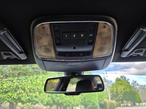 Used 2019 Chrysler 300 S w/ S Model Appearance Package image 28