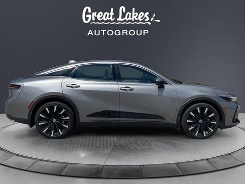 Used 2023 Toyota Crown Platinum image 6