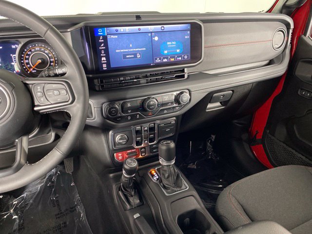 Used 2025 Jeep Wrangler Unlimited Rubicon AWD/4WD image 29