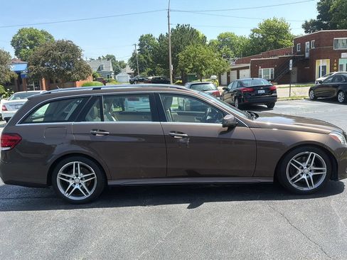 Used 2014 Mercedes-Benz E 350 4MATIC Wagon image 4