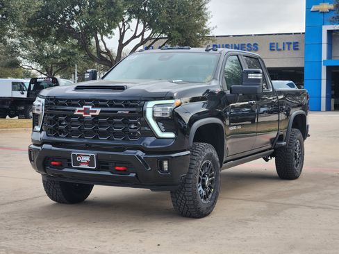 New 2026 Chevrolet Silverado 2500 ZR2 image 12