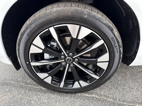 New 2026 Volvo XC60 B5 Plus w/ Protection Package Premier image 9