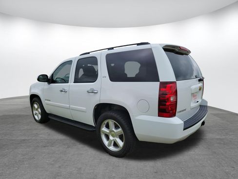 Used 2007 Chevrolet Tahoe LTZ w/ LTZ Preferred Equipment Group RWD image 5