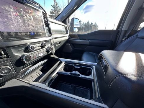 Used 2024 Ford F250 Lariat w/ Lariat Ultimate Package image 16