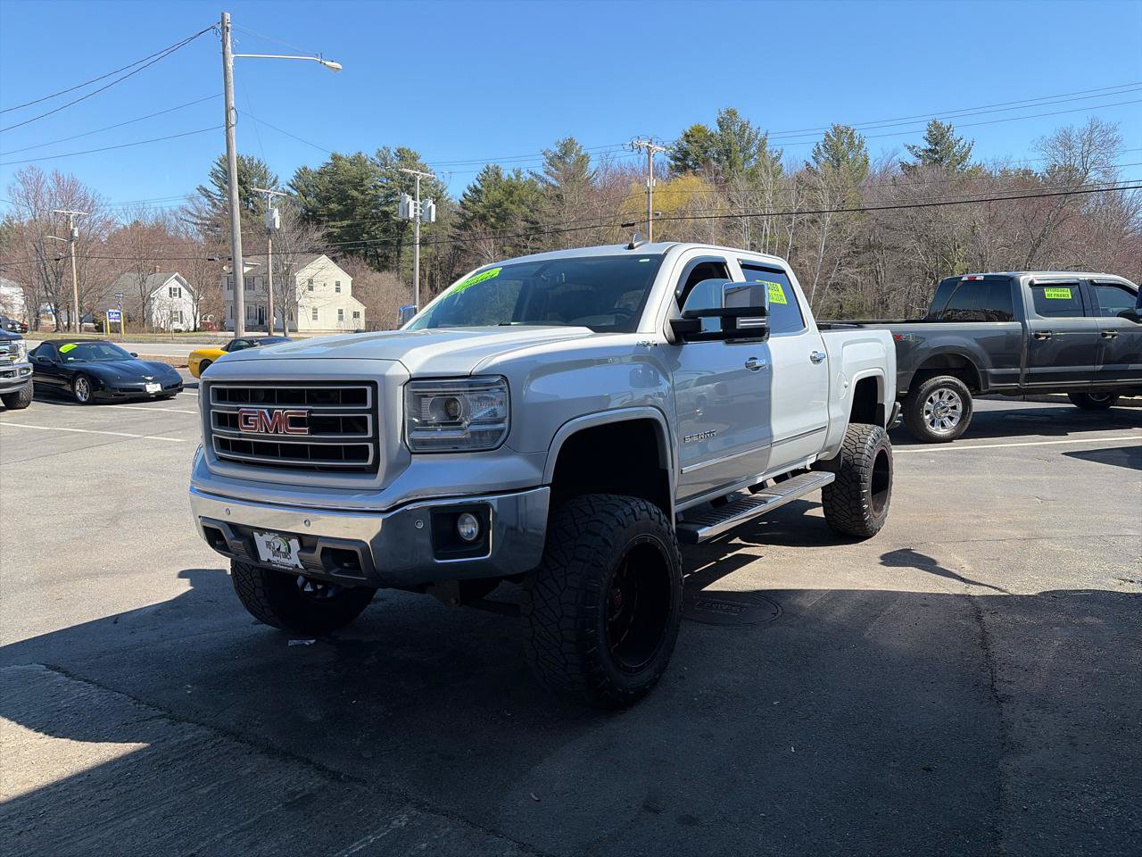 Used 2015 GMC Sierra 1500 SLT w/ SLT Crew Cab Value Package AWD/4WD image 4