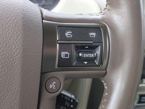 Used 2017 Lexus GX 460 Premium w/ Premium Package AWD/4WD image 17