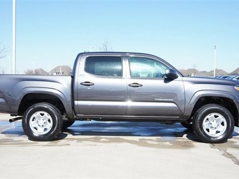 Used 2023 Toyota Tacoma SR image 10
