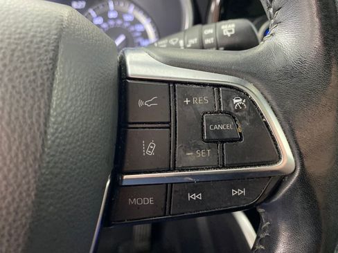 Used 2021 Toyota Highlander XSE image 16