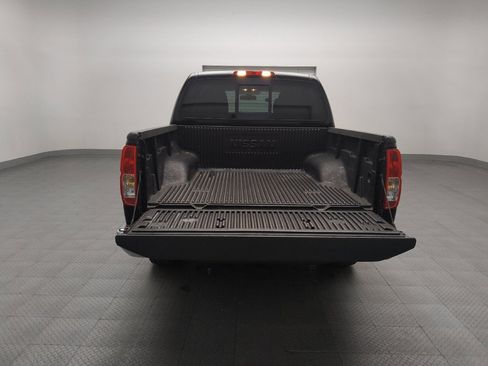 Used 2016 Nissan Frontier SV image 29