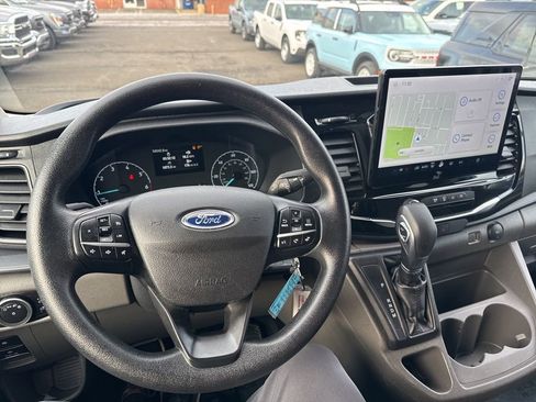 Certified 2023 Ford Transit 350 XLT image 18