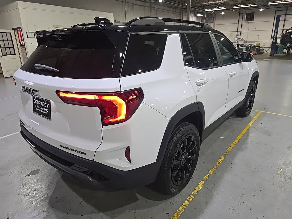 New 2027 GMC Terrain Elevation w/ Elevation Premium Package FWD image 7