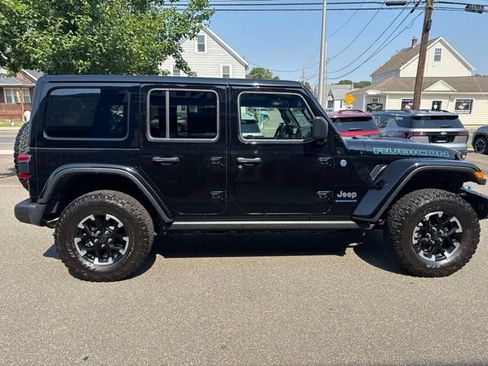 Used 2024 Jeep Wrangler Unlimited Rubicon 4xe AWD/4WD image 5