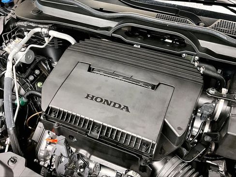 Used 2024 Honda Pilot Touring image 31